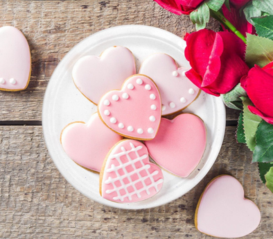 Eco-Friendly Table Setting for a Sustainable Valentine’s Day